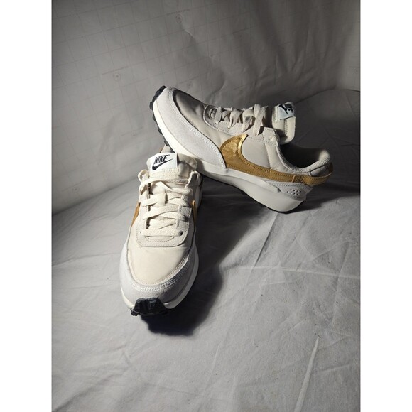 Nike Waffle Debut Light Orewood Brown Metallic Gold Size W 7 / M 5 - Picture 1 of 6